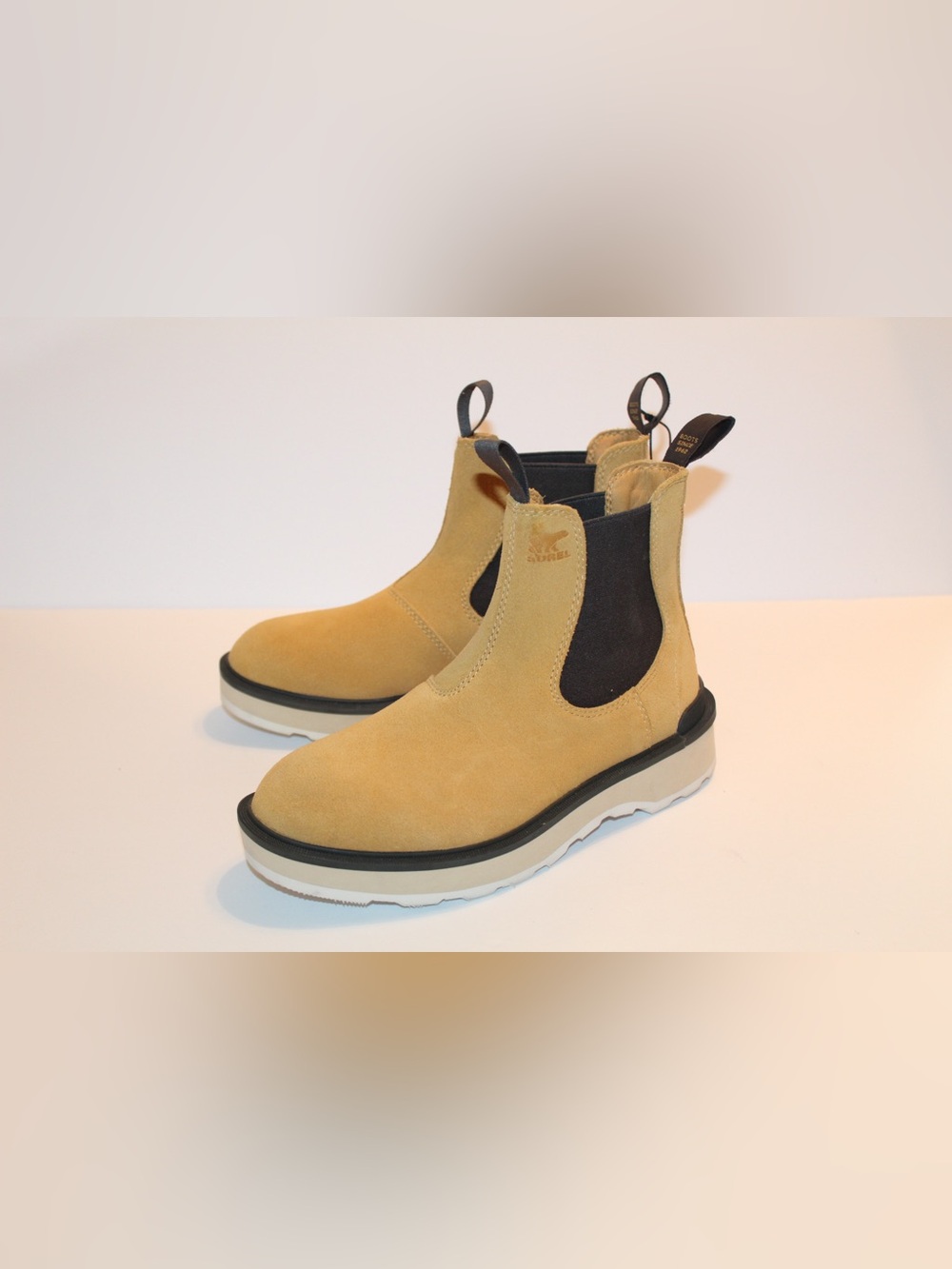 Sorel Hi Line Waterproof Chelsea Suede Ankle Boots Size Women’s 8 NEW